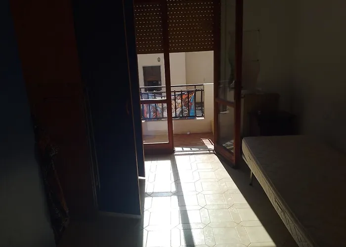 Michael Share Apartment